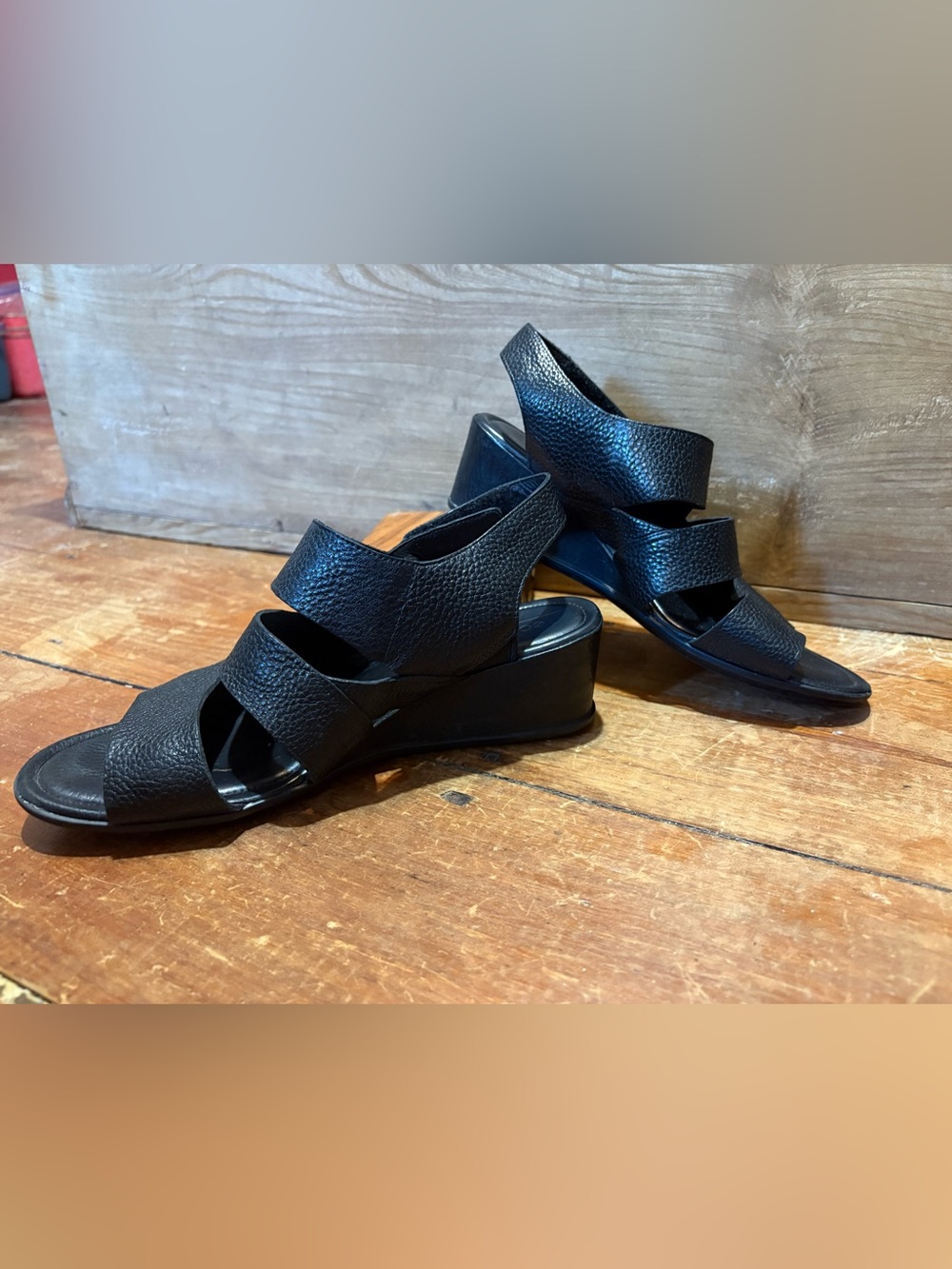 Ecco Danish Design black leather sandal comfort and style size 39